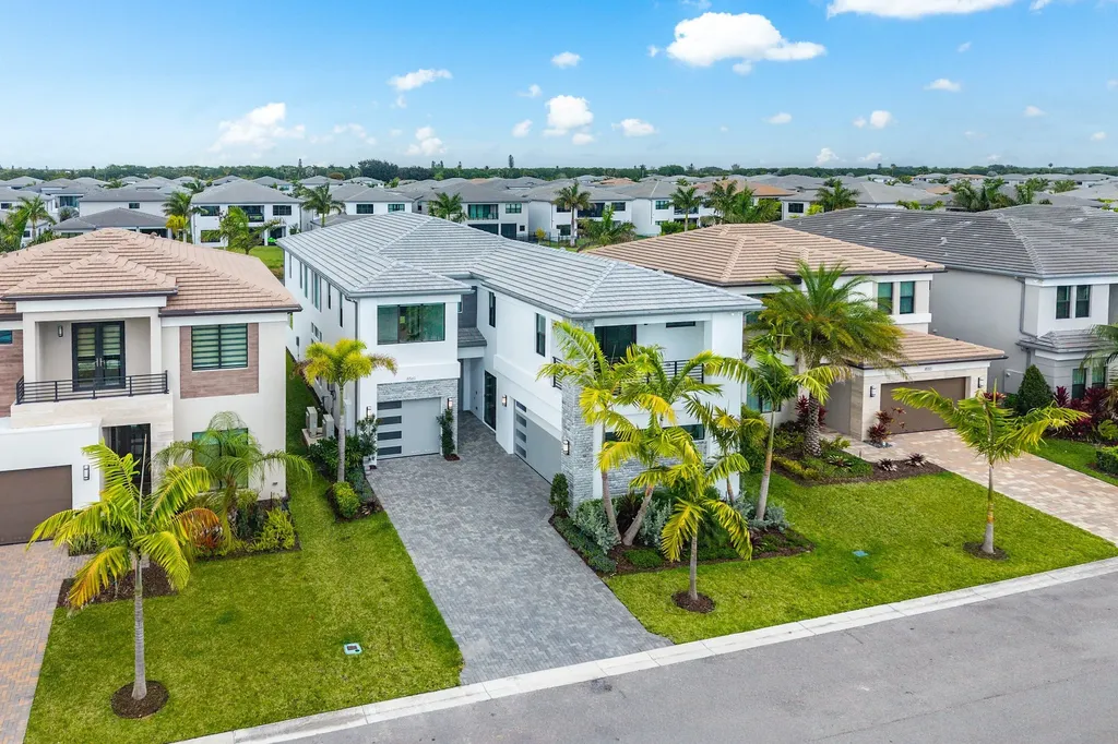 8561 Crystal Downs Avenue Boca Raton FL 33434