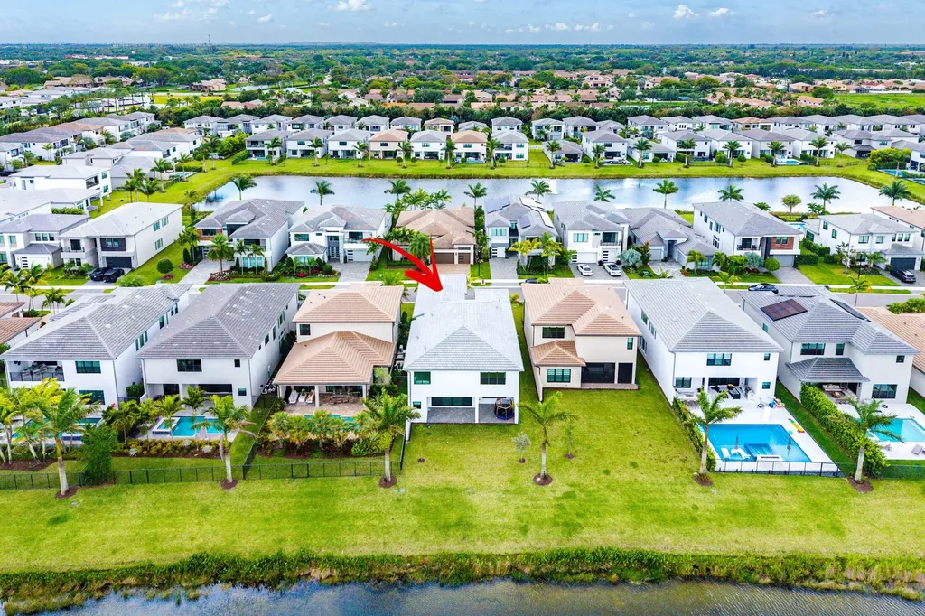 8561 Crystal Downs Avenue Boca Raton FL 33434