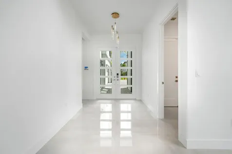 8561 Crystal Downs Avenue Boca Raton FL 33434
