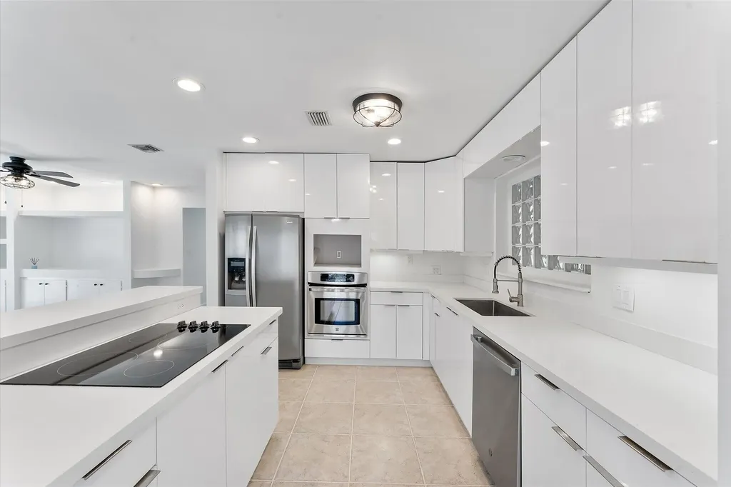 5200 NE 18th Terrace Fort Lauderdale FL 33308