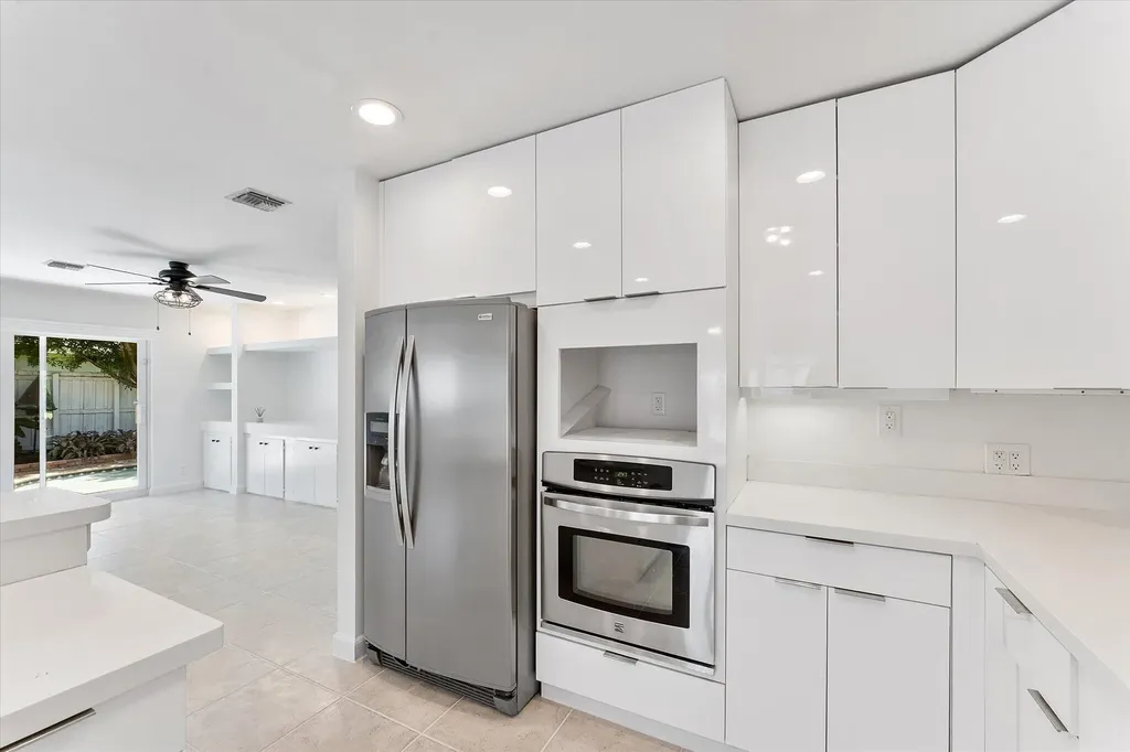 5200 NE 18th Terrace Fort Lauderdale FL 33308