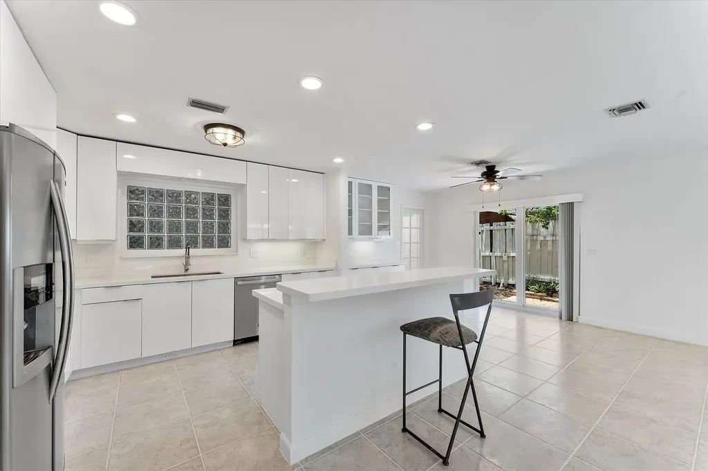 5200 NE 18th Terrace Fort Lauderdale FL 33308