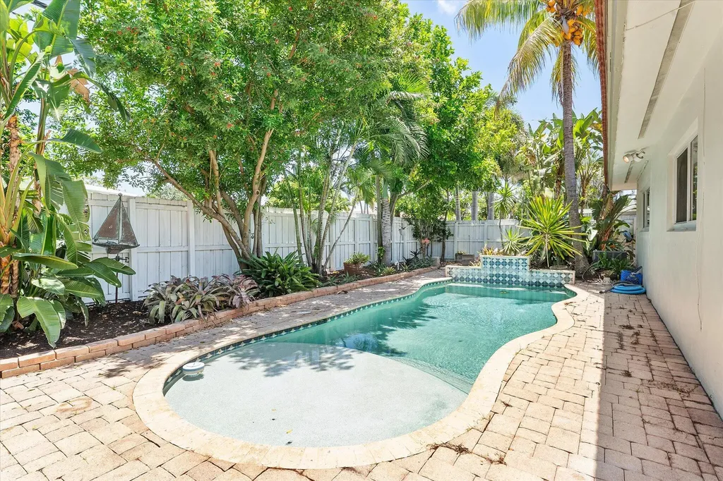 5200 NE 18th Terrace Fort Lauderdale FL 33308