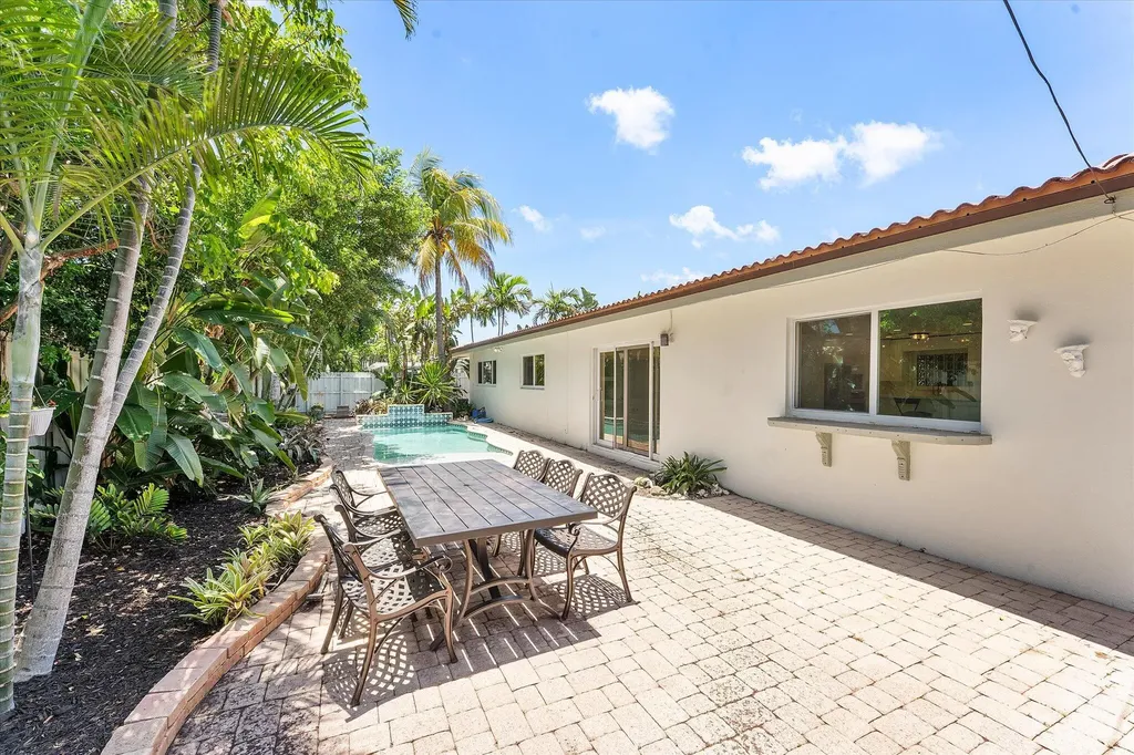 5200 NE 18th Terrace Fort Lauderdale FL 33308