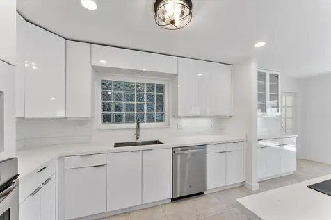 5200 NE 18th Terrace Fort Lauderdale FL 33308