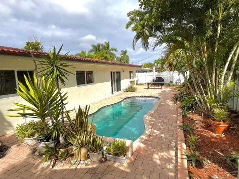 5200 NE 18th Terrace Fort Lauderdale FL 33308