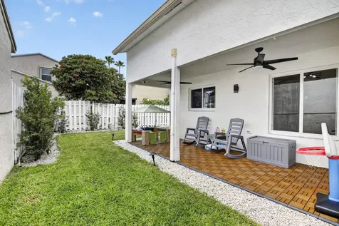 730 Cumberland Terrace Davie FL 33325