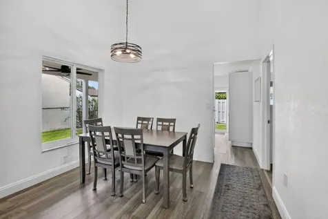 730 Cumberland Terrace Davie FL 33325