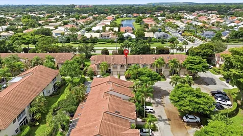 6738 Via Regina Boca Raton FL 33433