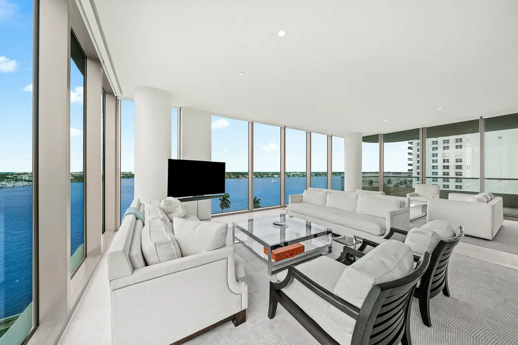 200 Arkona Court West Palm Beach FL 33401