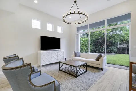 125 Bonnette Hunt Club Lane Palm Beach Gardens FL 33418