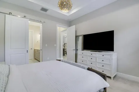 125 Bonnette Hunt Club Lane Palm Beach Gardens FL 33418