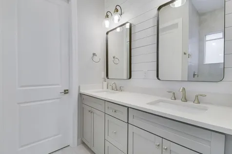 125 Bonnette Hunt Club Lane Palm Beach Gardens FL 33418