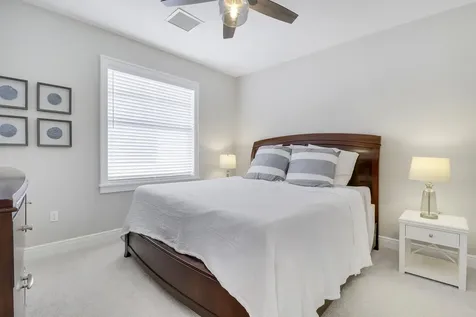 125 Bonnette Hunt Club Lane Palm Beach Gardens FL 33418