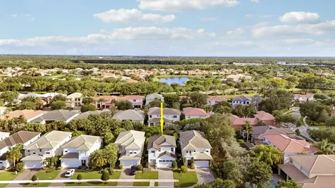 125 Bonnette Hunt Club Lane Palm Beach Gardens FL 33418