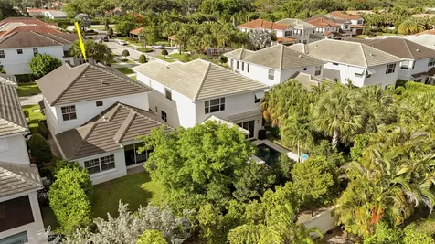 125 Bonnette Hunt Club Lane Palm Beach Gardens FL 33418
