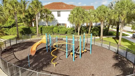 125 Bonnette Hunt Club Lane Palm Beach Gardens FL 33418