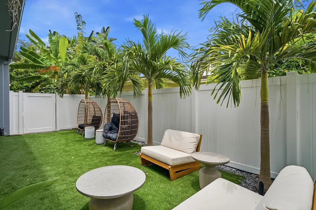 1210 NE 11th Avenue Fort Lauderdale FL 33304