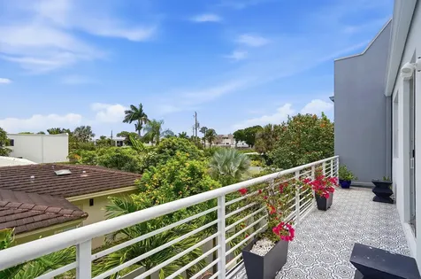 1210 NE 11th Avenue Fort Lauderdale FL 33304