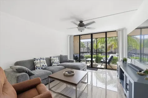 16 Royal Palm Way Boca Raton FL 33432