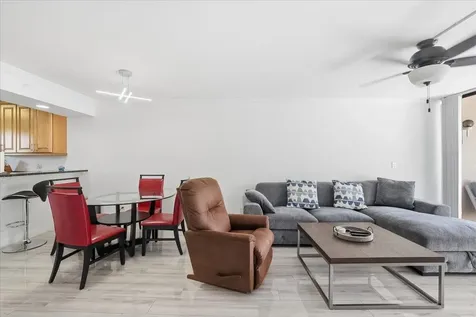 16 Royal Palm Way Boca Raton FL 33432