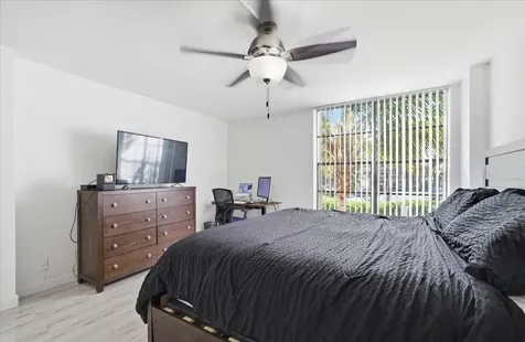 16 Royal Palm Way Boca Raton FL 33432