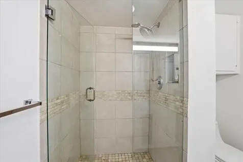 16 Royal Palm Way Boca Raton FL 33432