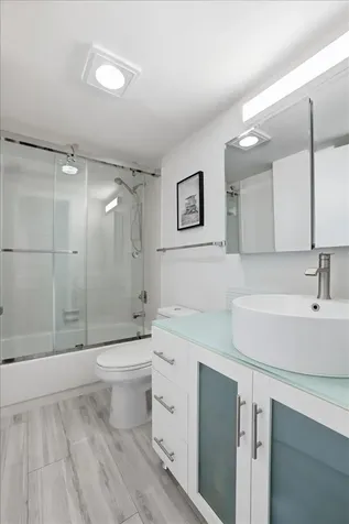 16 Royal Palm Way Boca Raton FL 33432