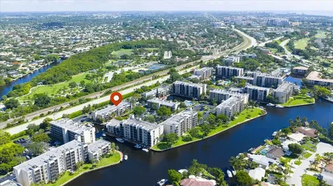 16 Royal Palm Way Boca Raton FL 33432