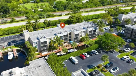 16 Royal Palm Way Boca Raton FL 33432