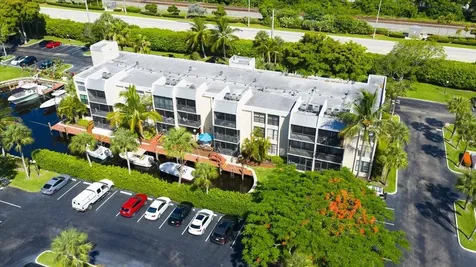 16 Royal Palm Way Boca Raton FL 33432