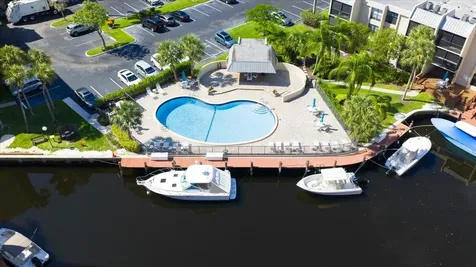 16 Royal Palm Way Boca Raton FL 33432