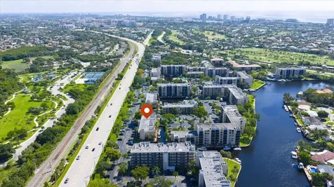 16 Royal Palm Way Boca Raton FL 33432