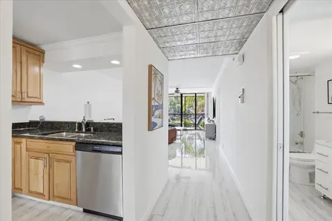 16 Royal Palm Way Boca Raton FL 33432