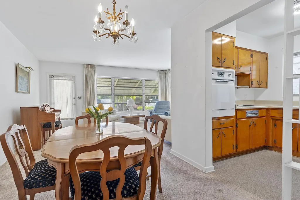 215 N M Street Lake Worth Beach FL 33460