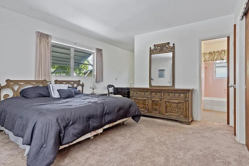 215 N M Street Lake Worth Beach FL 33460