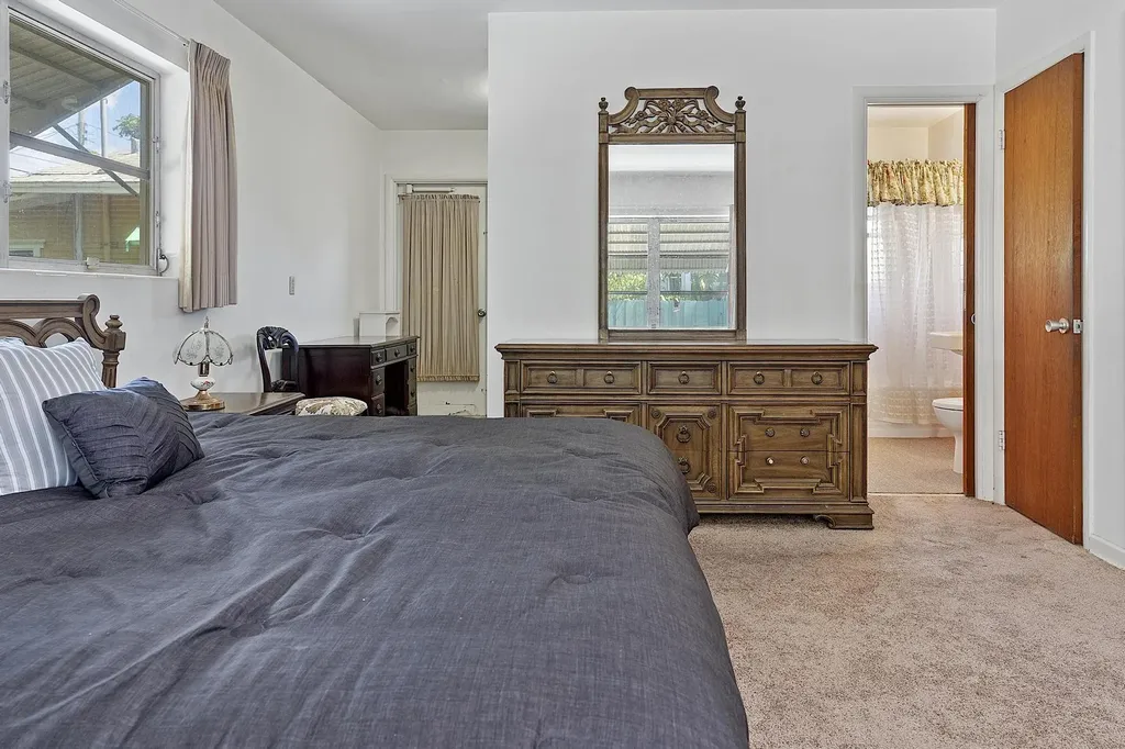 215 N M Street Lake Worth Beach FL 33460