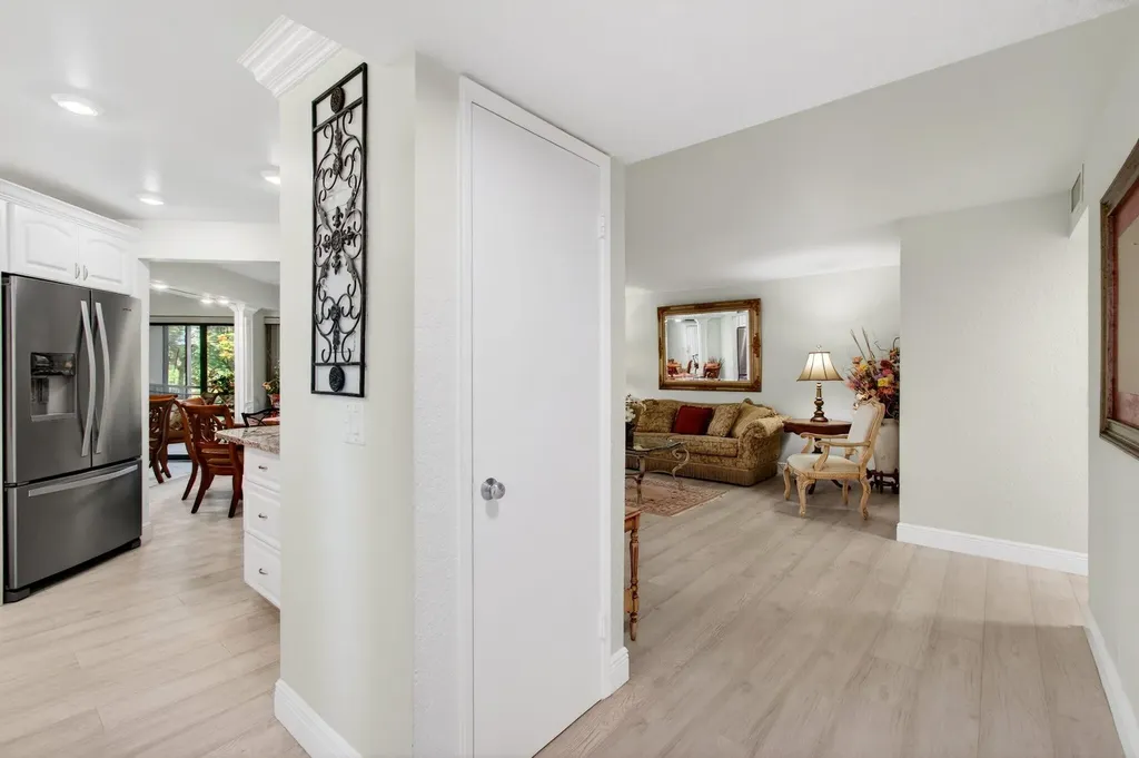 5750 Camino Del Sol Boca Raton FL 33433