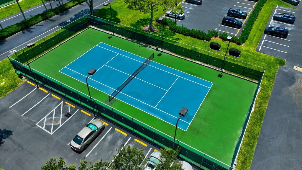 5750 Camino Del Sol Boca Raton FL 33433
