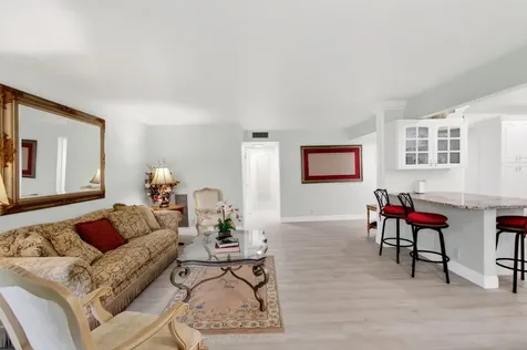 5750 Camino Del Sol Boca Raton FL 33433