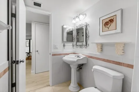 5750 Camino Del Sol Boca Raton FL 33433