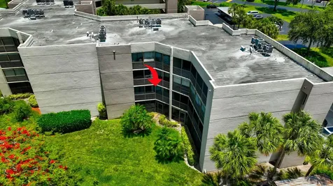 5750 Camino Del Sol Boca Raton FL 33433