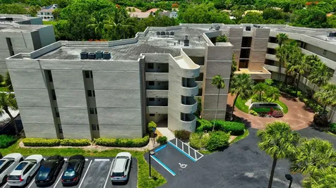 5750 Camino Del Sol Boca Raton FL 33433
