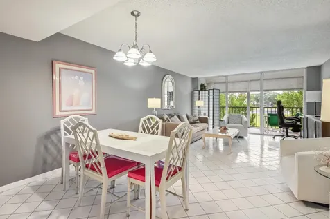 4260 Deste Court Lake Worth FL 33467