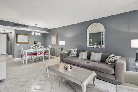 4260 Deste Court Lake Worth FL 33467