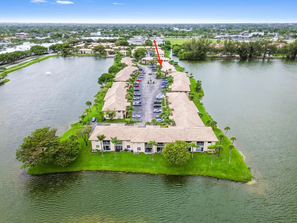 5530 Lakeside Drive Margate FL 33063