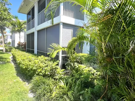 2201 NE 66th Street Fort Lauderdale FL 33308