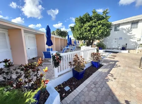 2201 NE 66th Street Fort Lauderdale FL 33308