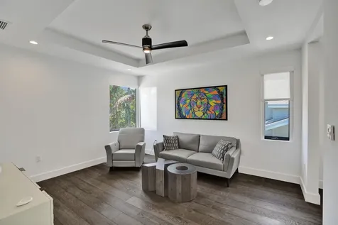 918 SE 8th Street Fort Lauderdale FL 33316