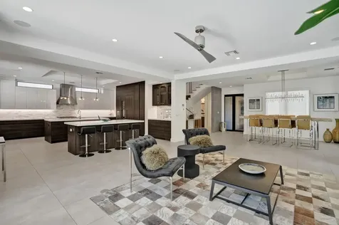 918 SE 8th Street Fort Lauderdale FL 33316
